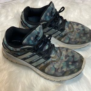 Adidas sneakers‎